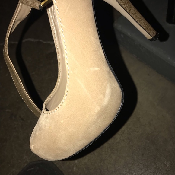 Suede heels - Picture 5 of 5